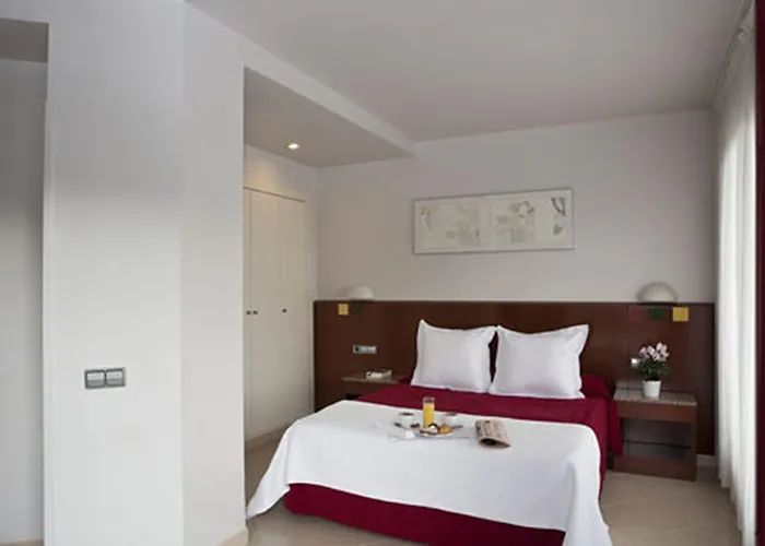 Hotel Sant Pau 3*